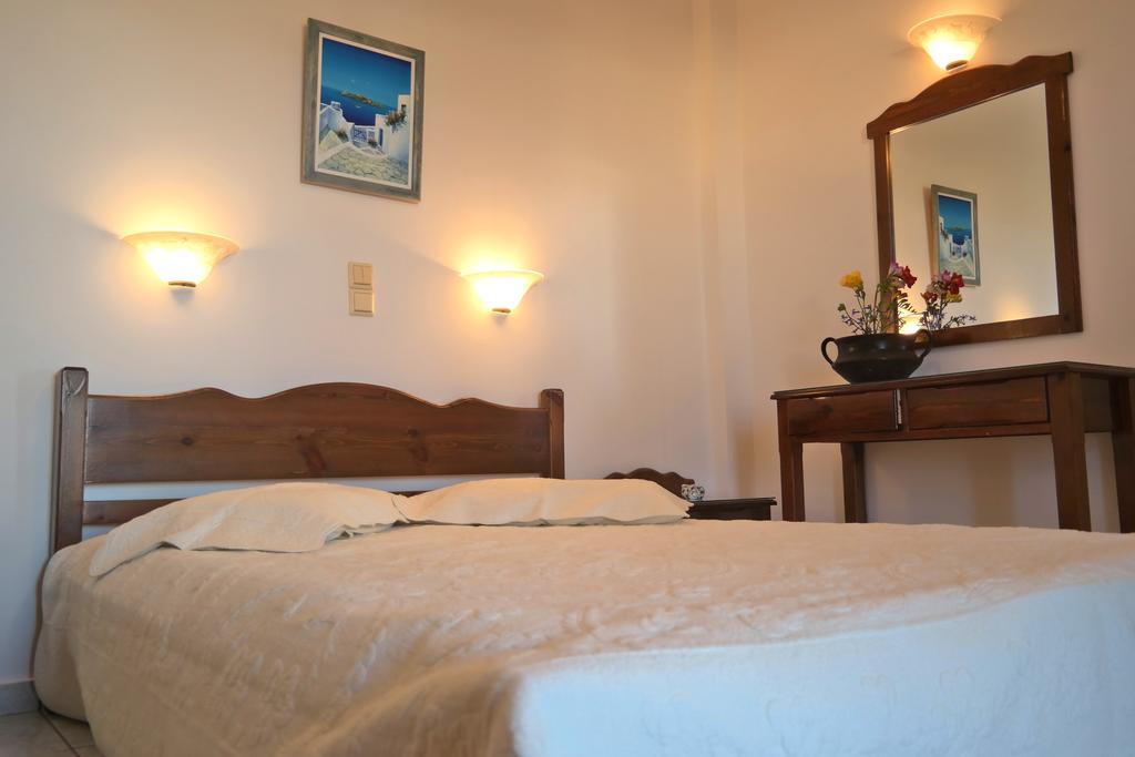 Mina'S Studios In Naxos Island Agios Prokopios  Exterior foto