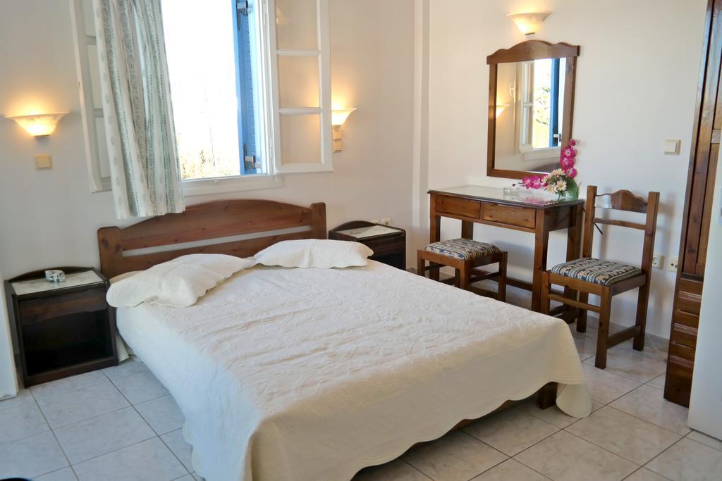 Mina'S Studios In Naxos Island Agios Prokopios  Quarto foto