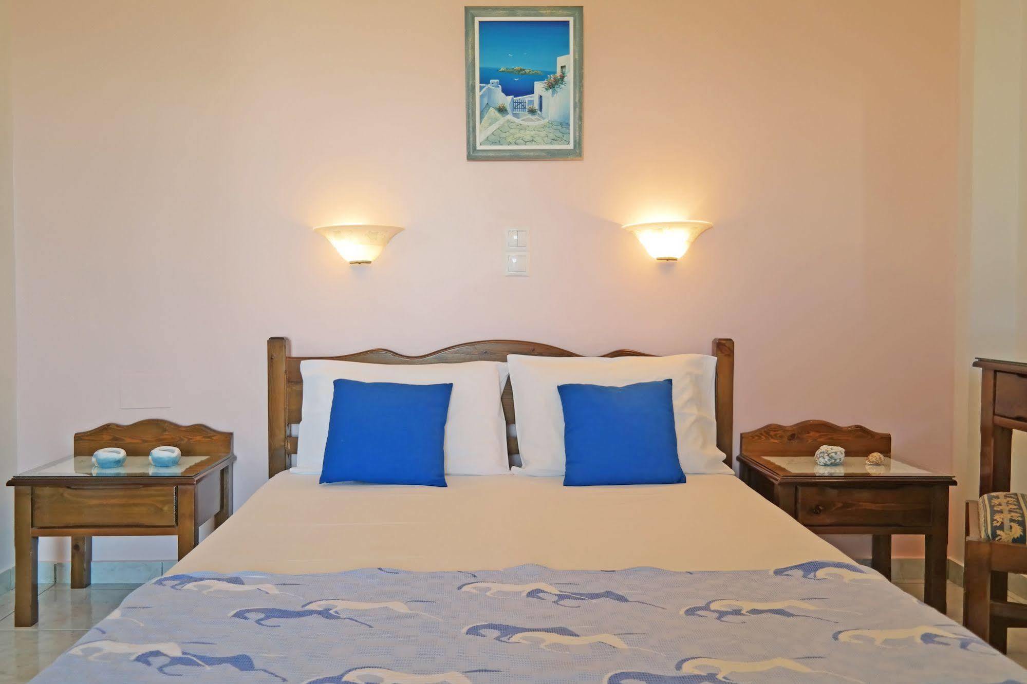 Mina'S Studios In Naxos Island Agios Prokopios  Exterior foto