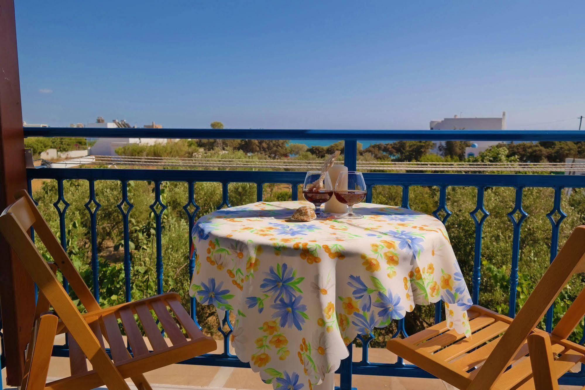 Mina'S Studios In Naxos Island Agios Prokopios  Exterior foto